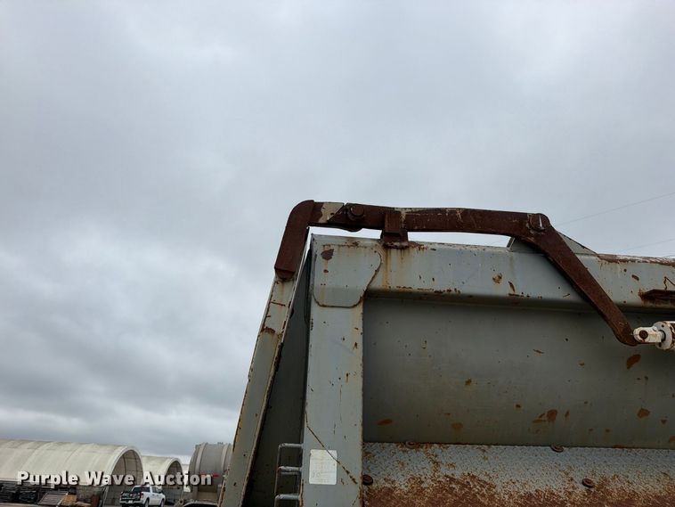 image for item FN5872 2003 CPS Trailers TSTD 26 end dump trailer