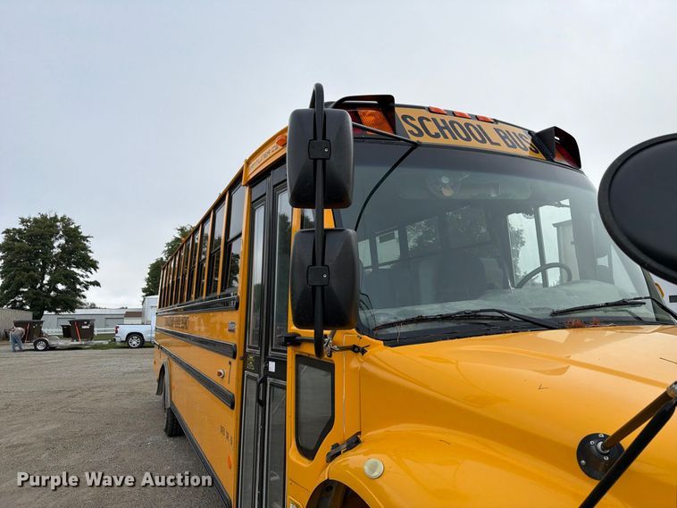image for item FP3102 2015 Thomas Freightliner school bus