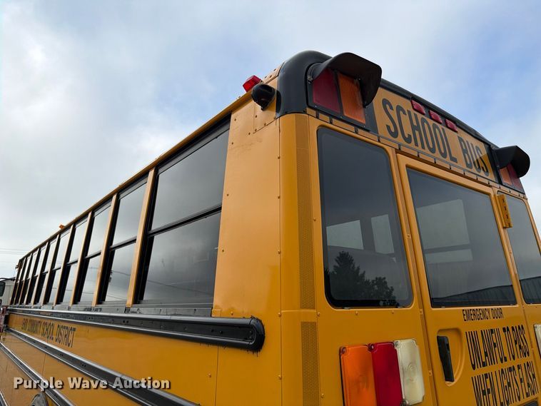 image for item FP3102 2015 Thomas Freightliner school bus