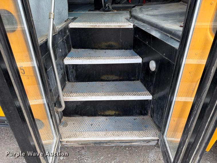 image for item FP3102 2015 Thomas Freightliner school bus