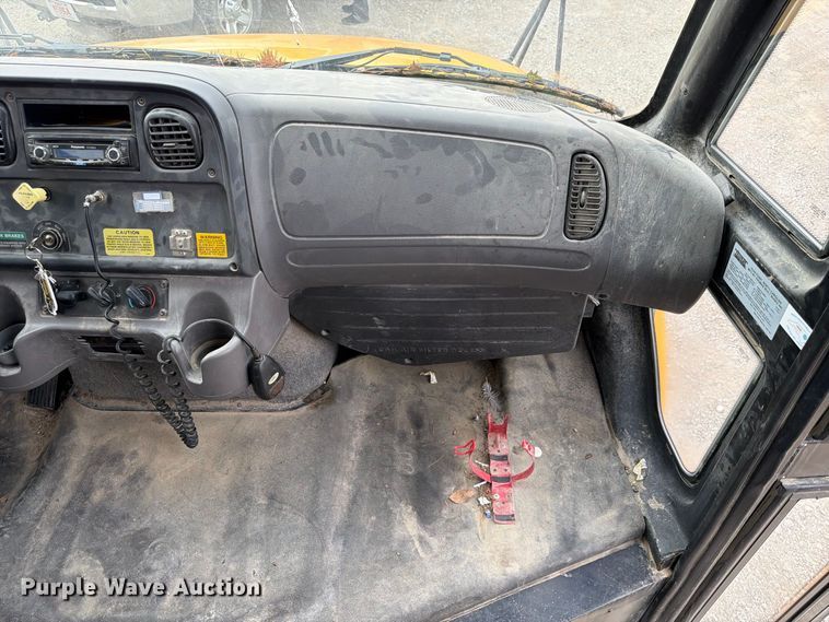 image for item FP3102 2015 Thomas Freightliner school bus