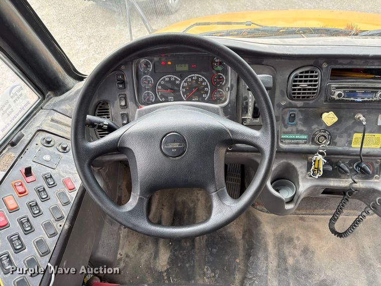 image for item FP3102 2015 Thomas Freightliner school bus