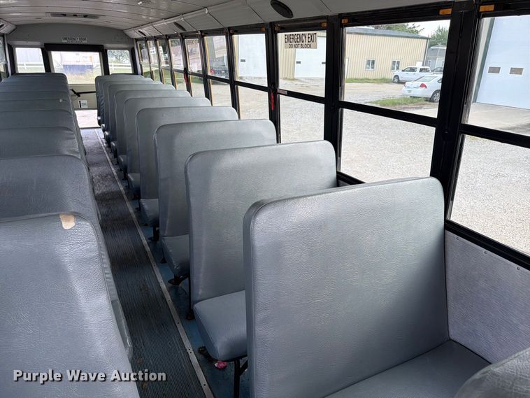 image for item FP3102 2015 Thomas Freightliner school bus