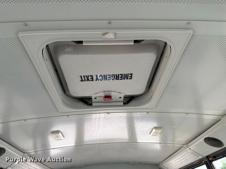 image for item FP3102 2015 Thomas Freightliner school bus