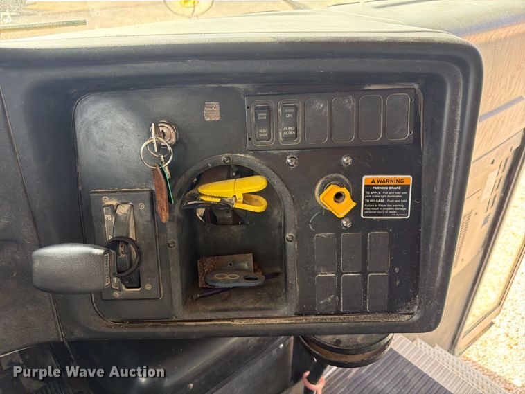 image for item FP4062 2015 IC Bus PB105 school bus