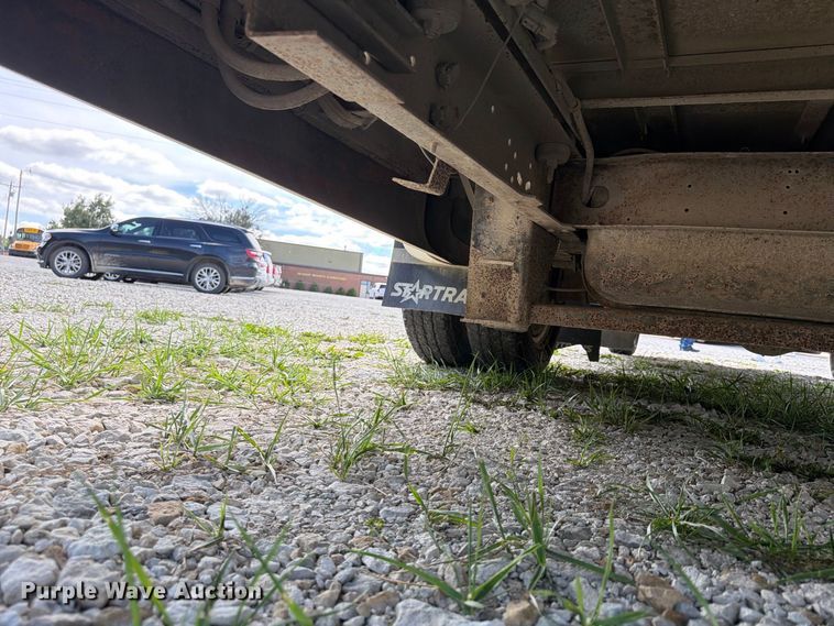 image for item FP4063 2008 Ford E-350 Bus