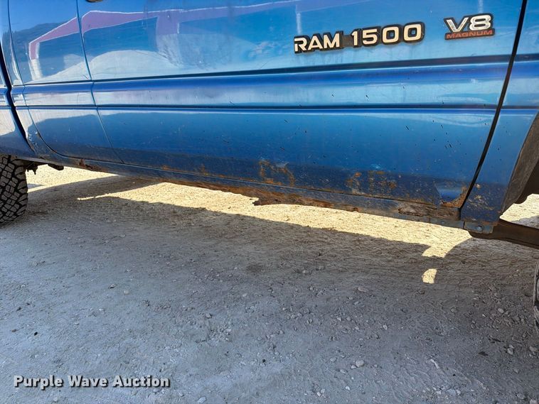 image for item FT6308 2001 Dodge Ram 1500 Ext. Cab pickup truck