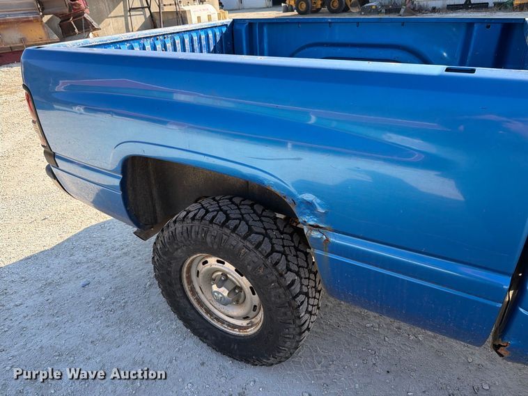 image for item FT6308 2001 Dodge Ram 1500 Ext. Cab pickup truck
