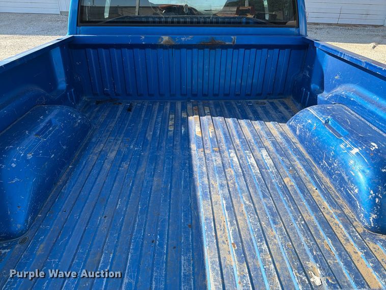 image for item FT6308 2001 Dodge Ram 1500 Ext. Cab pickup truck