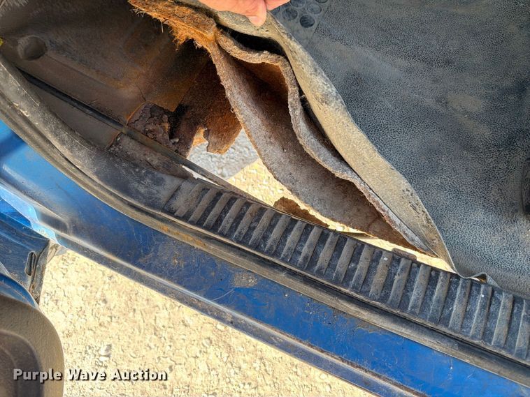 image for item FT6308 2001 Dodge Ram 1500 Ext. Cab pickup truck