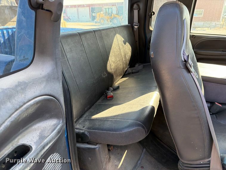 image for item FT6308 2001 Dodge Ram 1500 Ext. Cab pickup truck
