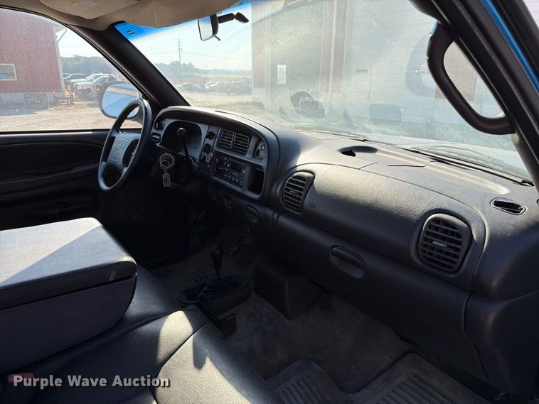 image for item FT6308 2001 Dodge Ram 1500 Ext. Cab pickup truck