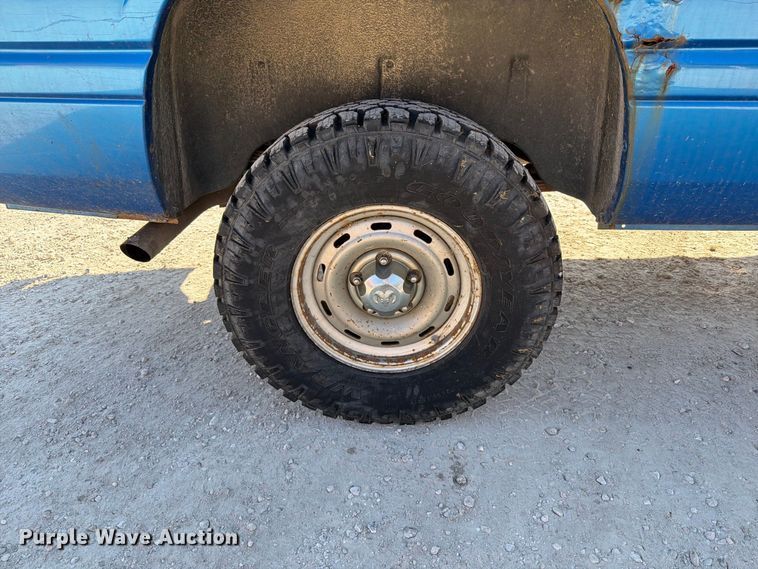 image for item FT6308 2001 Dodge Ram 1500 Ext. Cab pickup truck