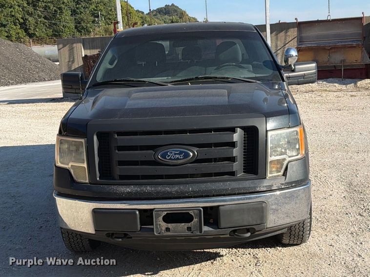 image for item FT6310 2011 Ford F150 XL Crew Cab pickup truck