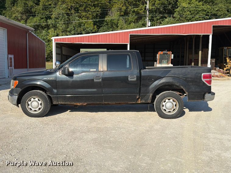 image for item FT6310 2011 Ford F150 XL Crew Cab pickup truck