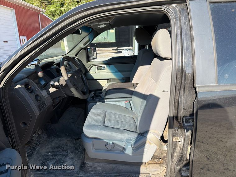 image for item FT6310 2011 Ford F150 XL Crew Cab pickup truck