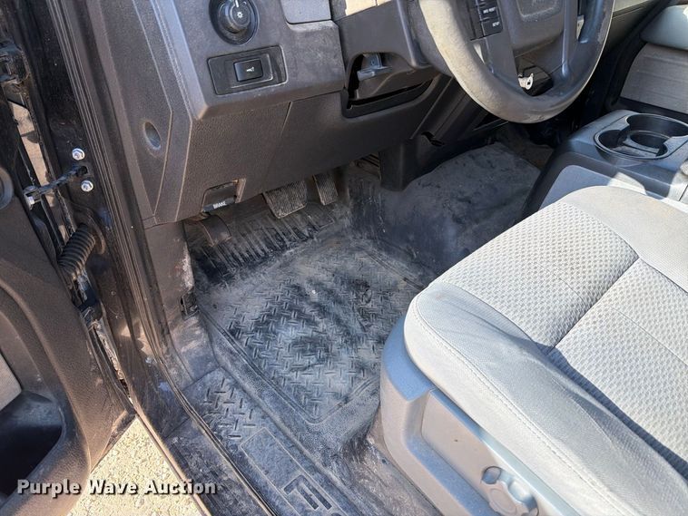 image for item FT6310 2011 Ford F150 XL Crew Cab pickup truck