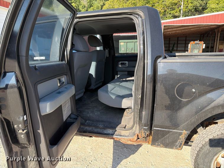 image for item FT6310 2011 Ford F150 XL Crew Cab pickup truck