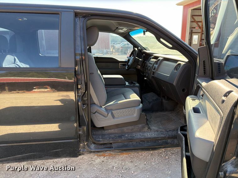 image for item FT6310 2011 Ford F150 XL Crew Cab pickup truck