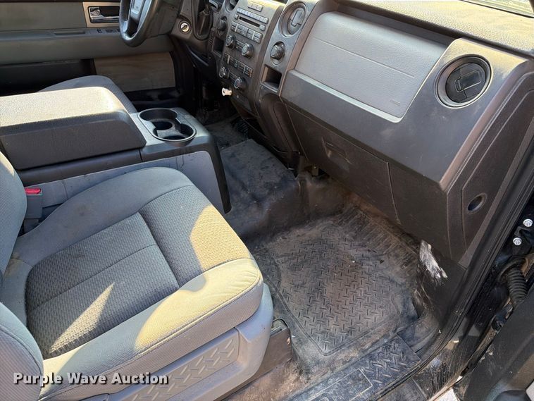 image for item FT6310 2011 Ford F150 XL Crew Cab pickup truck
