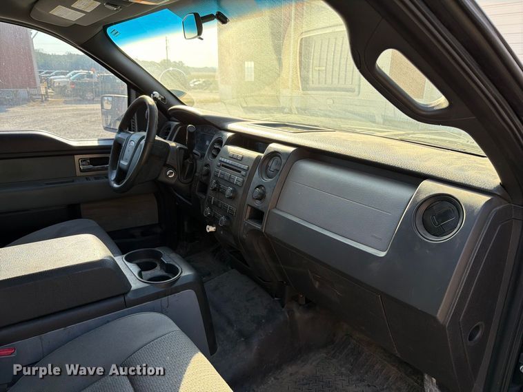 image for item FT6310 2011 Ford F150 XL Crew Cab pickup truck