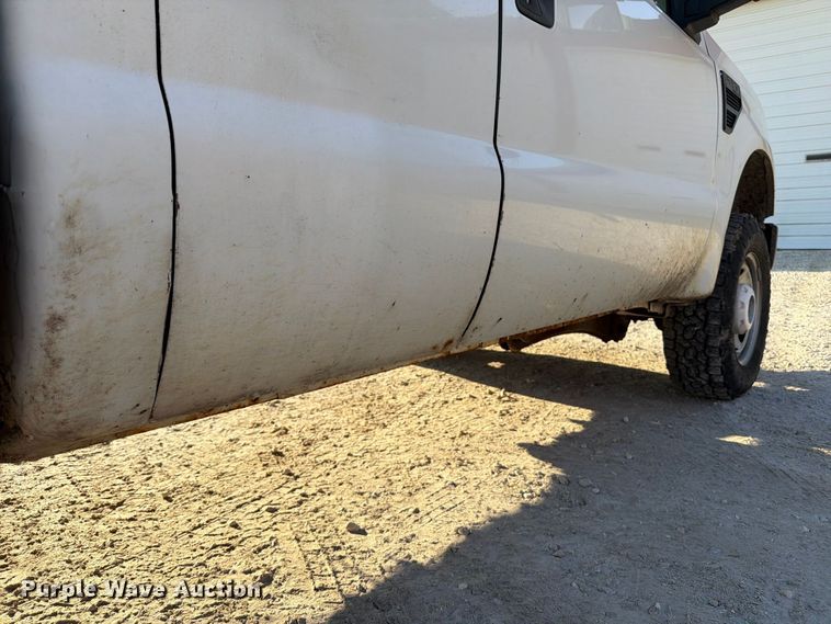 image for item FT6312 2008 Ford F250 Super Duty XL Ext. Cab pickup truck