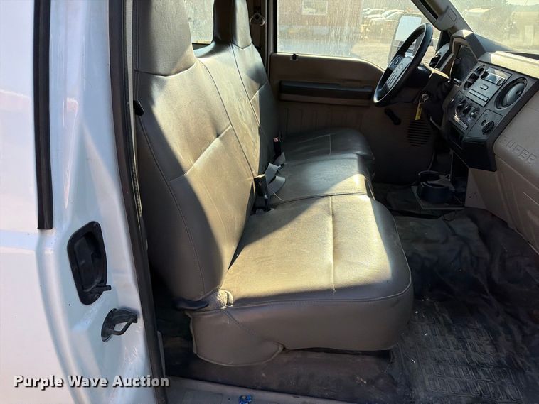 image for item FT6312 2008 Ford F250 Super Duty XL Ext. Cab pickup truck
