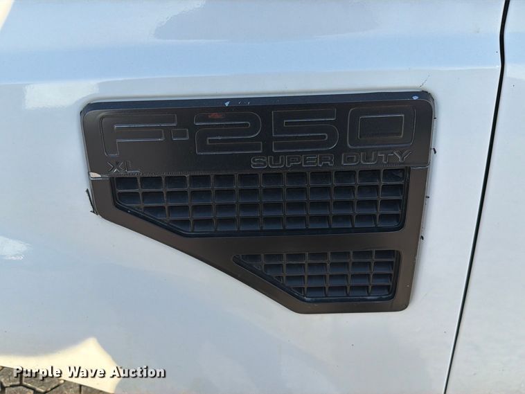image for item FT6312 2008 Ford F250 Super Duty XL Ext. Cab pickup truck