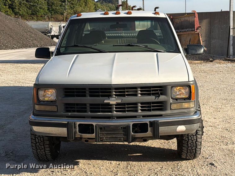 image for item FT6313 1997 Chevrolet Silverado 3500 Crew Cab pickup truck