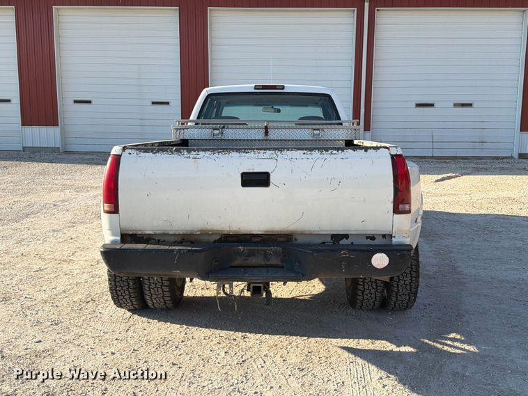 image for item FT6313 1997 Chevrolet Silverado 3500 Crew Cab pickup truck