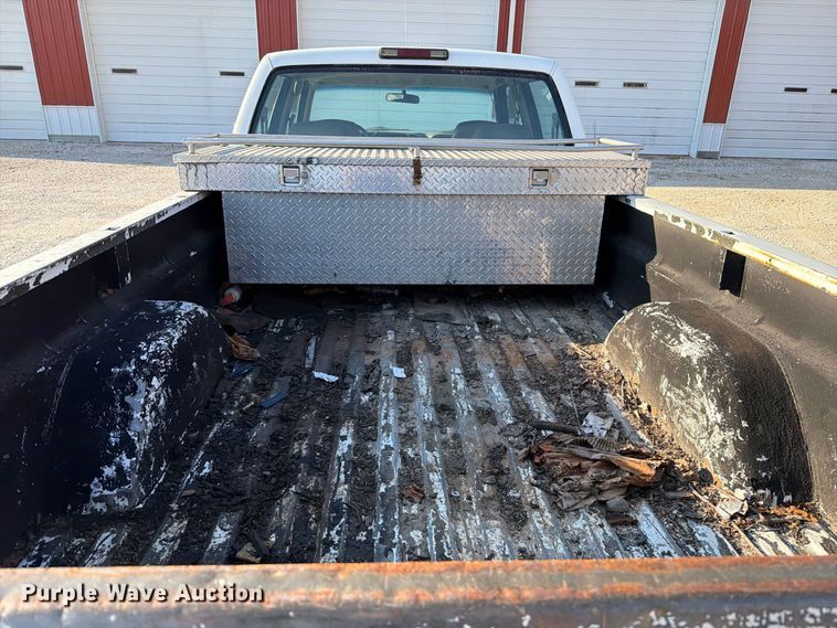 image for item FT6313 1997 Chevrolet Silverado 3500 Crew Cab pickup truck