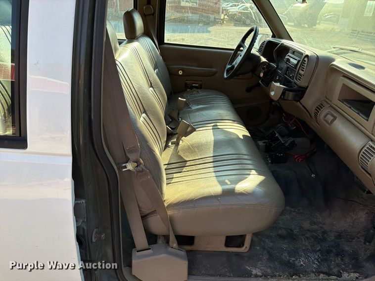 image for item FT6313 1997 Chevrolet Silverado 3500 Crew Cab pickup truck