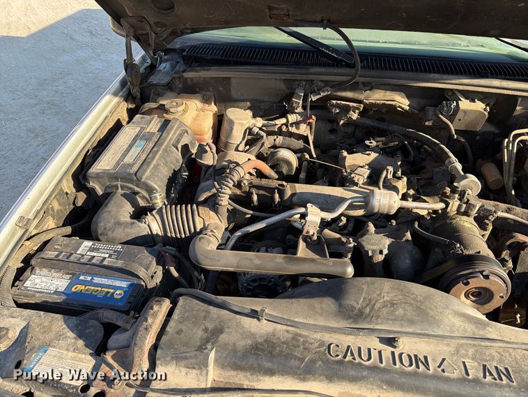 image for item FT6313 1997 Chevrolet Silverado 3500 Crew Cab pickup truck