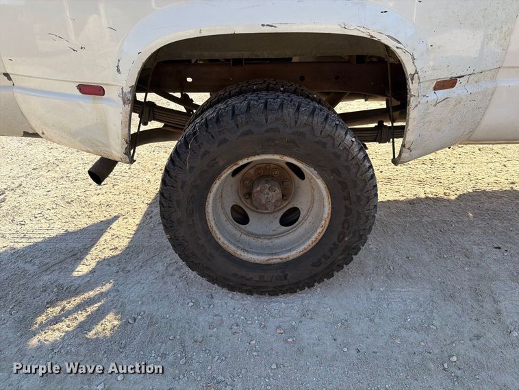 image for item FT6313 1997 Chevrolet Silverado 3500 Crew Cab pickup truck