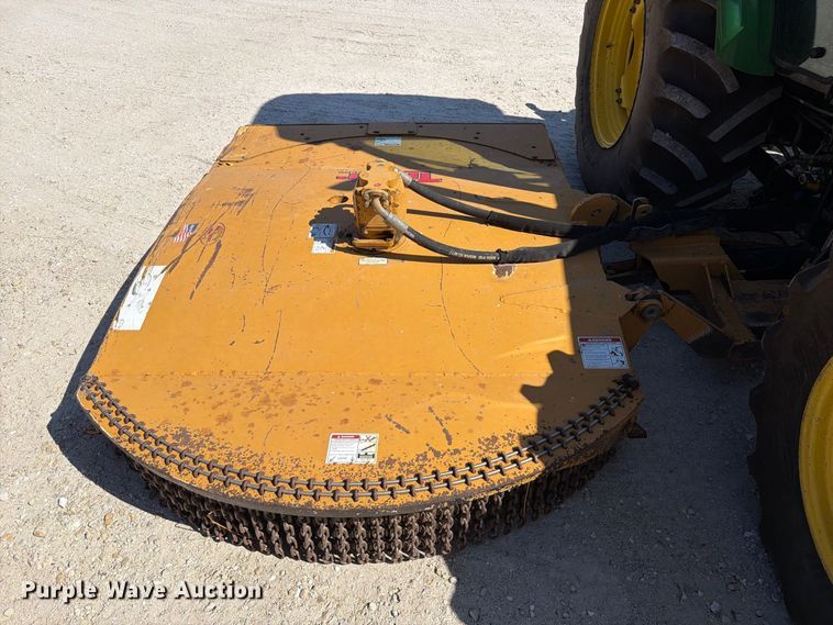 0 John Deere 5100M