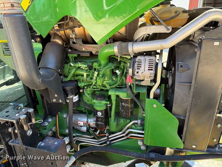 0 John Deere 5100M