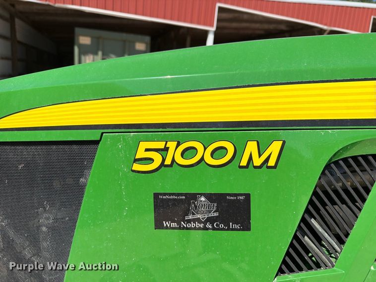 0 John Deere 5100M