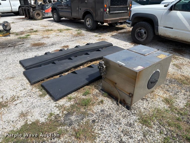 image for item FT6321 Salt spreader parts