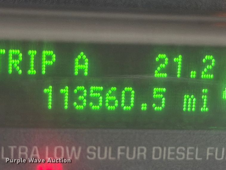 image for item FT6367 2008 Ford F350 Super Duty XLT flatbed pickup truck