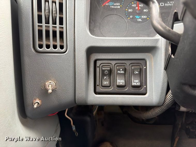 image for item FT6368 2003 International 7400 dump truck