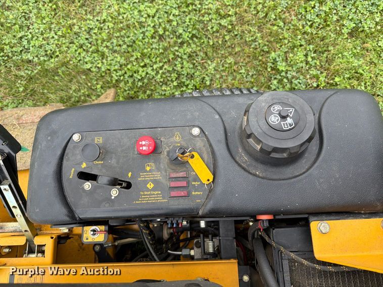 image for item FT6370 2007 Hustler Super Z ZTR lawn mower