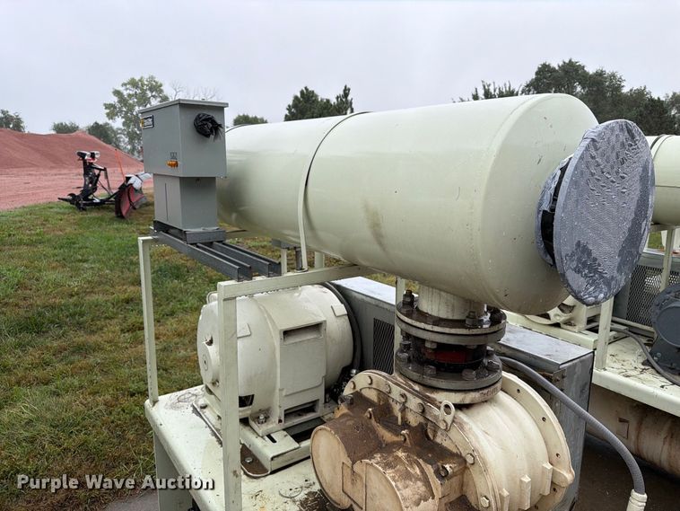 image for item FT6742 (2) Rotary blowers