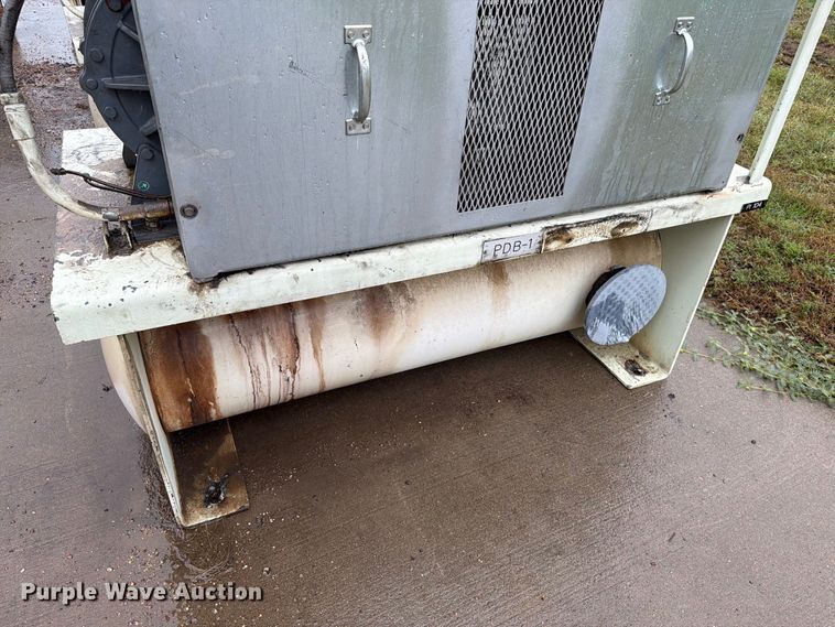image for item FT6743 (2) Rotary blowers