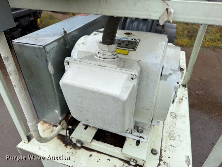 image for item FT6743 (2) Rotary blowers