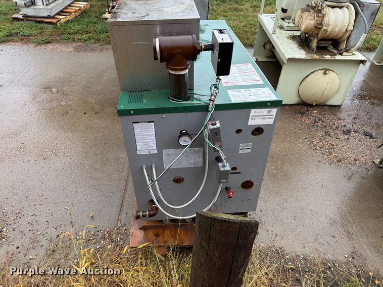 image for item FT6744 Dehumidifier