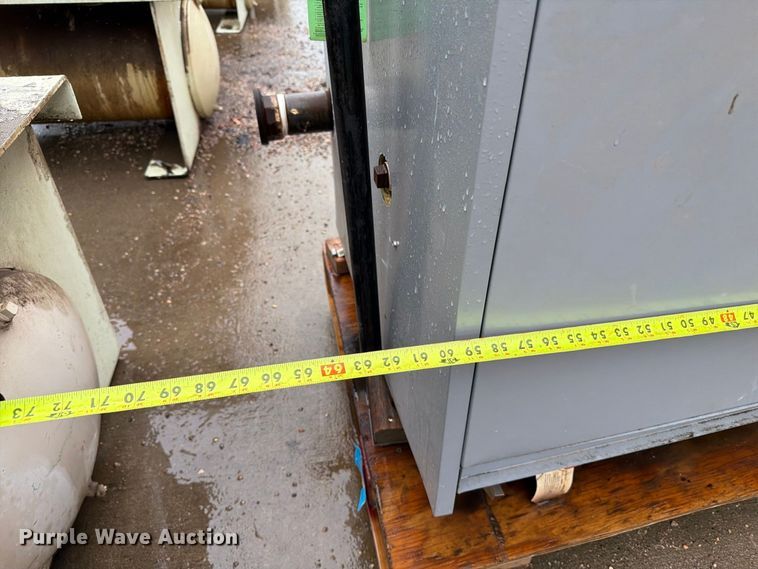 image for item FT6744 Dehumidifier