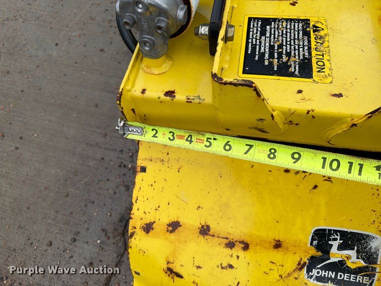 image for item FT6747 John Deere 322 lawn mower
