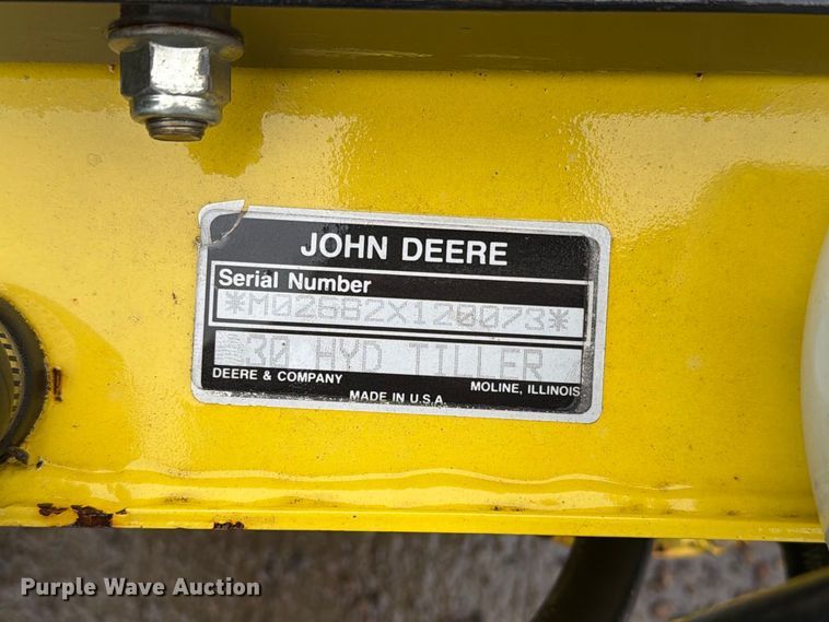 image for item FT6747 John Deere 322 lawn mower