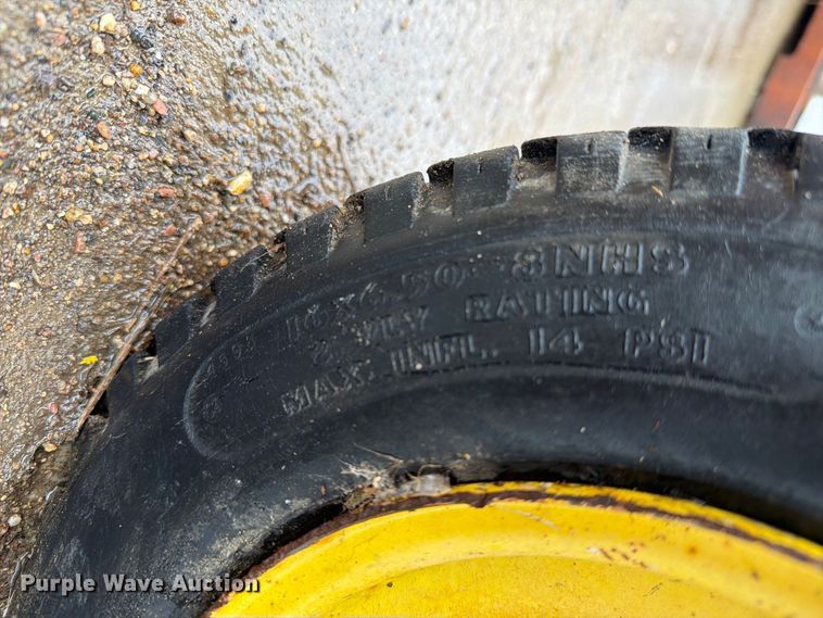 image for item FT6747 John Deere 322 lawn mower