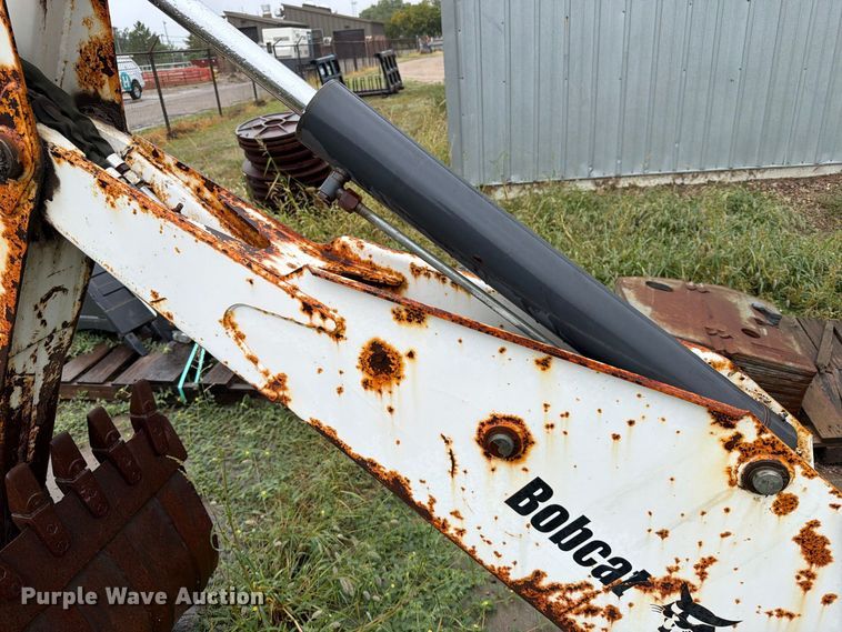 image for item FT6749 Bobcat 8811 skid steer backhoe